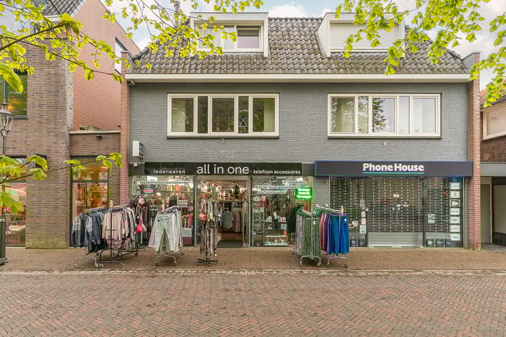 Dorpsstraat 11