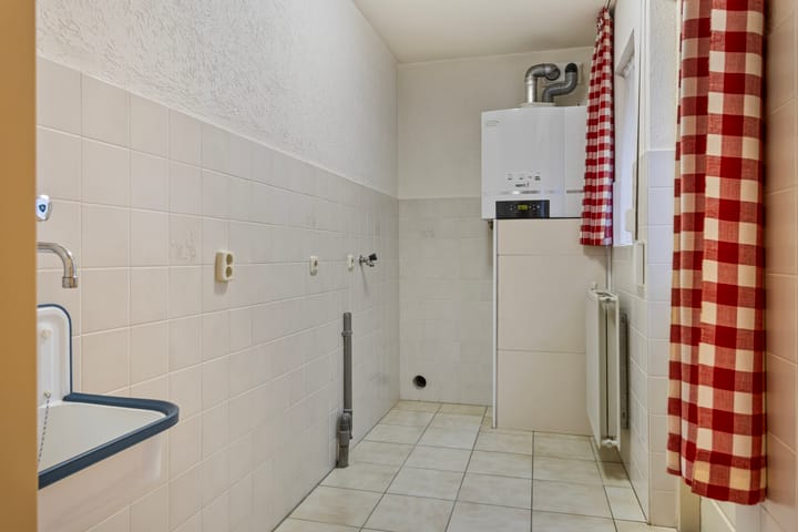 Foto 28 van Molengraaf 12-A