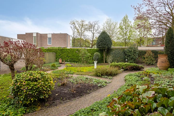 Foto 34 van Molengraaf 12-A