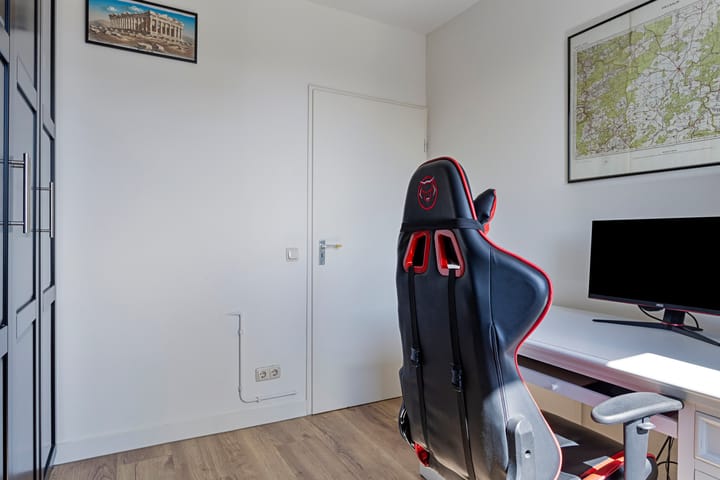 Foto 30 van Raadhuisplein 10