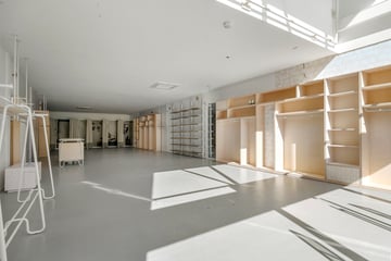 View photos