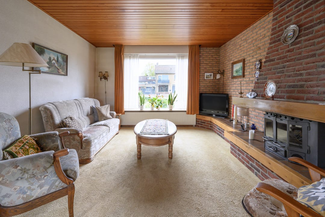 Photo 2 of Loenenseweg 77