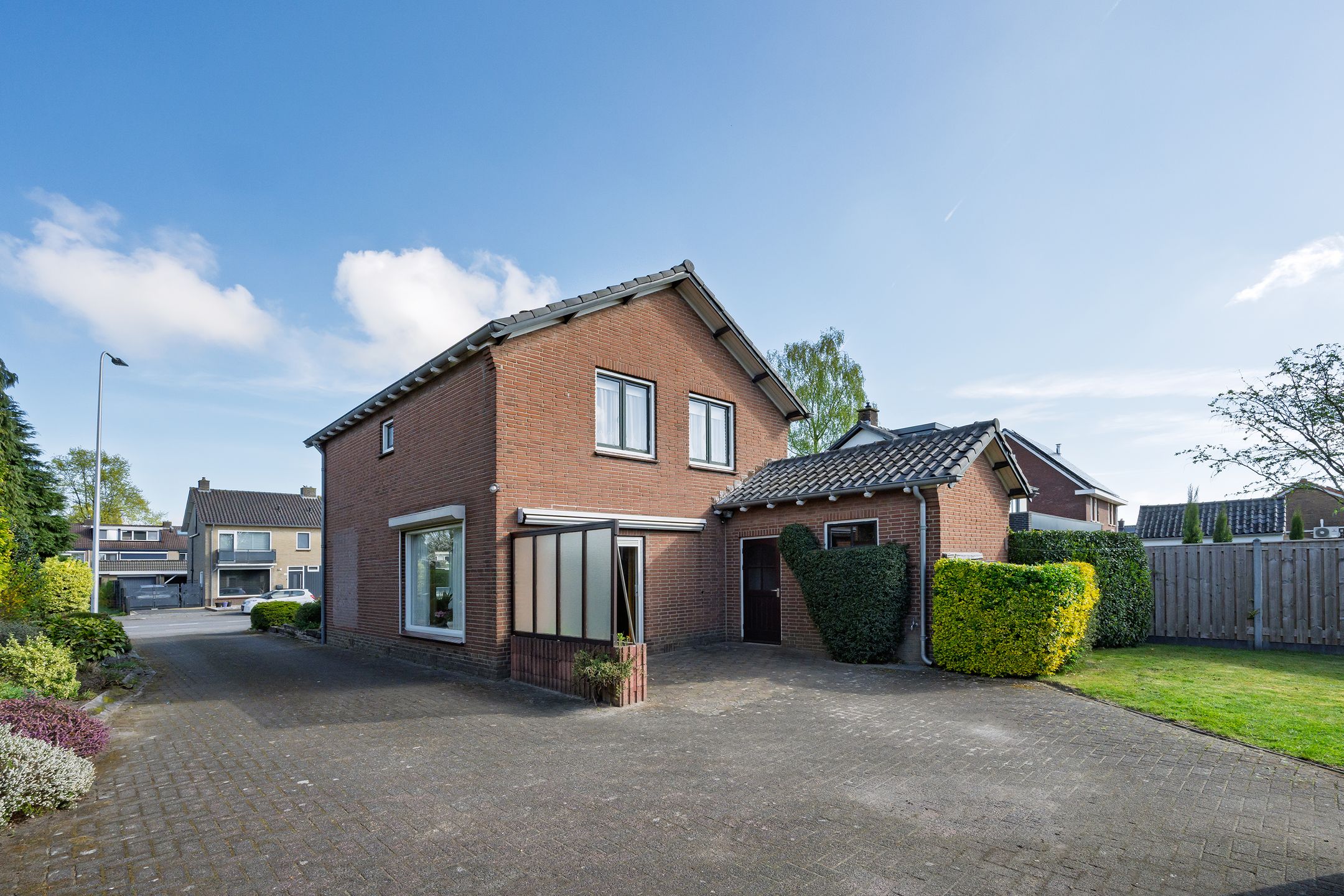 Photo 21 of Loenenseweg 77