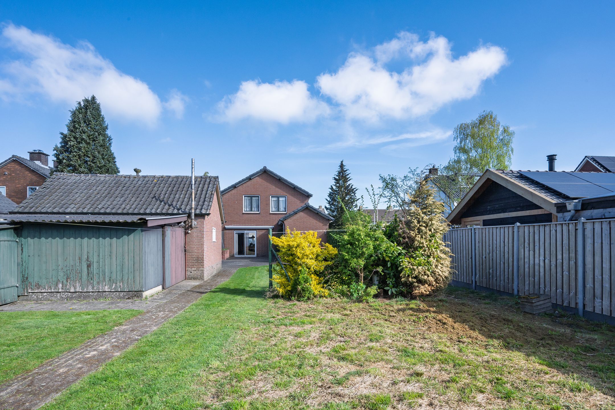 Photo 24 of Loenenseweg 77