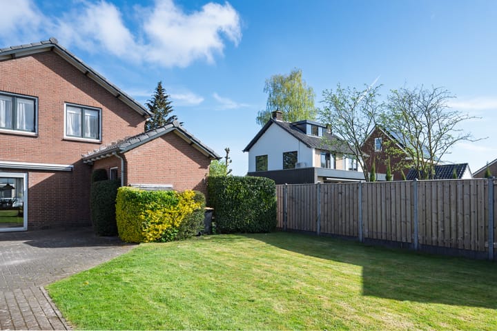 Foto 26 van Loenenseweg 77