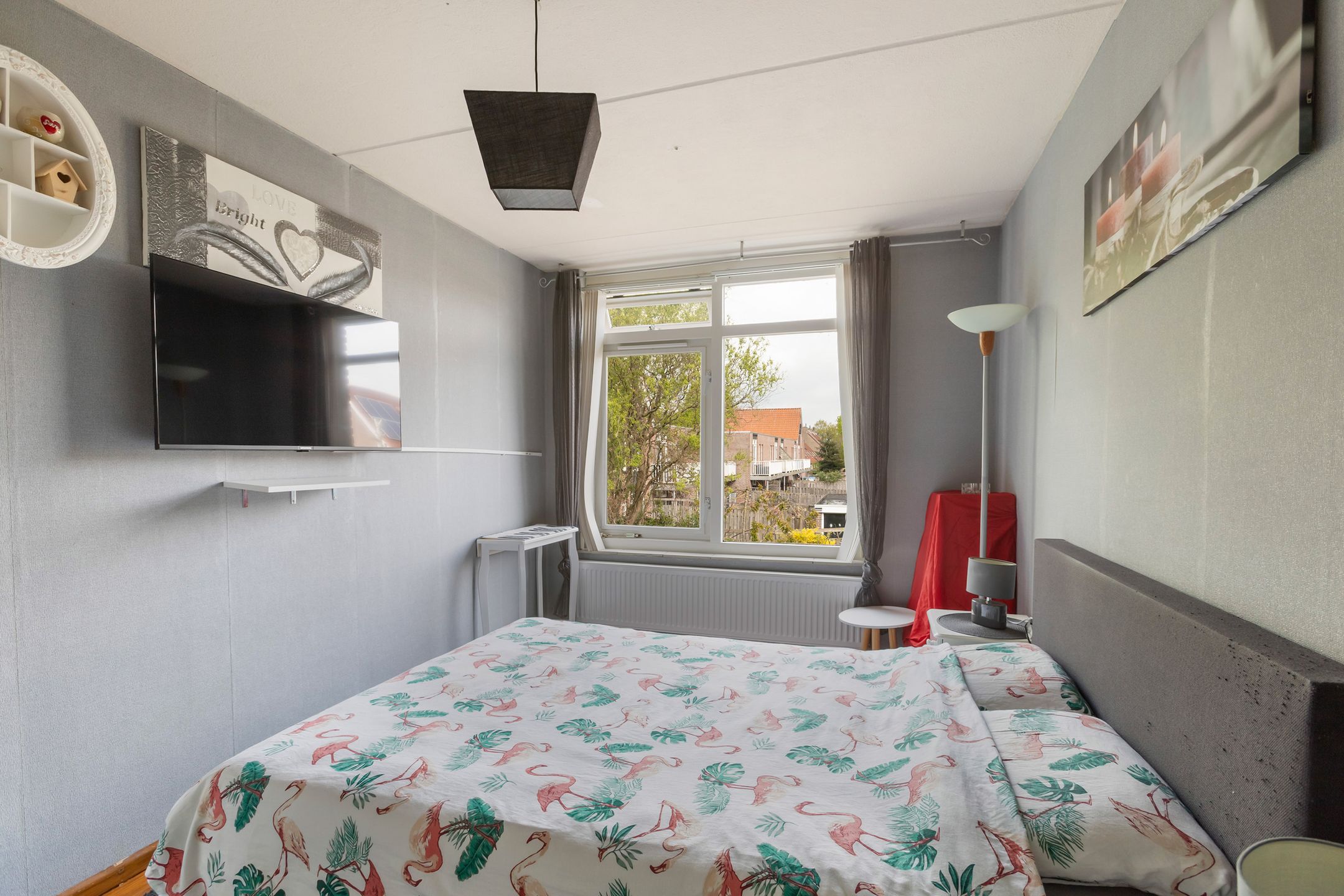 Foto 12 van Weidebloemenlaan 200