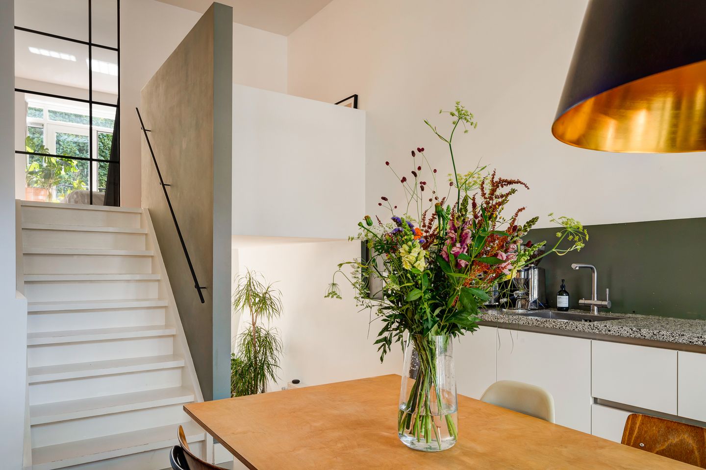 Foto 20 van Rodenrijselaan 17-A