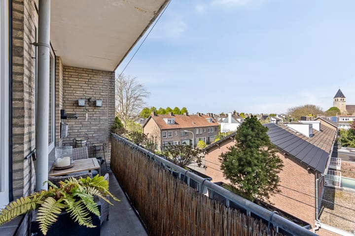 Foto 15 van Adelbert van Scharnlaan E 39