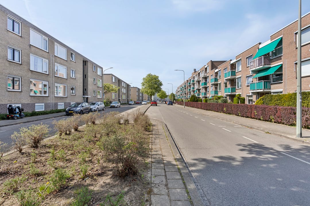 Foto 23 van Adelbert van Scharnlaan E 39