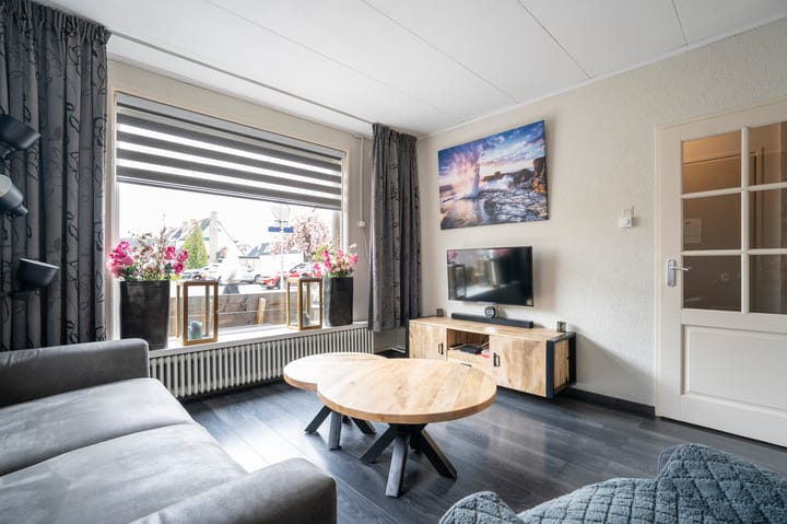 Photo 2 of Krooshofstraat 9