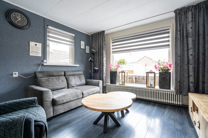 Photo 5 of Krooshofstraat 9