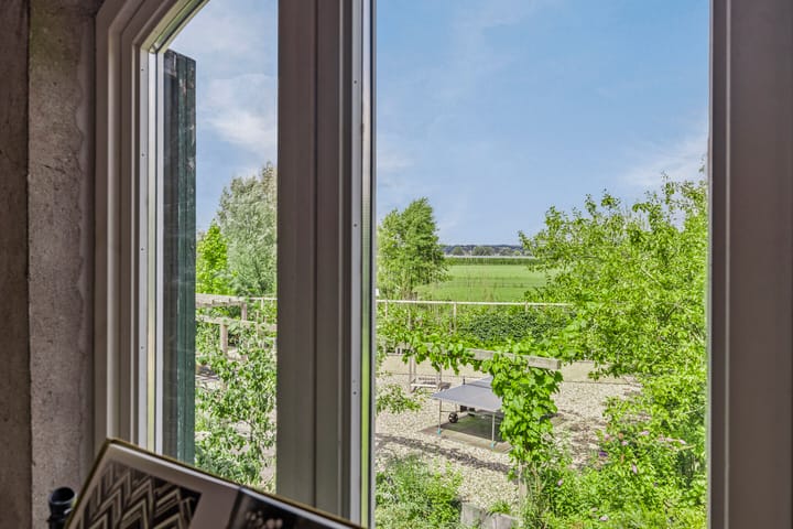 Foto 48 van Vogelenzangsestraat 7