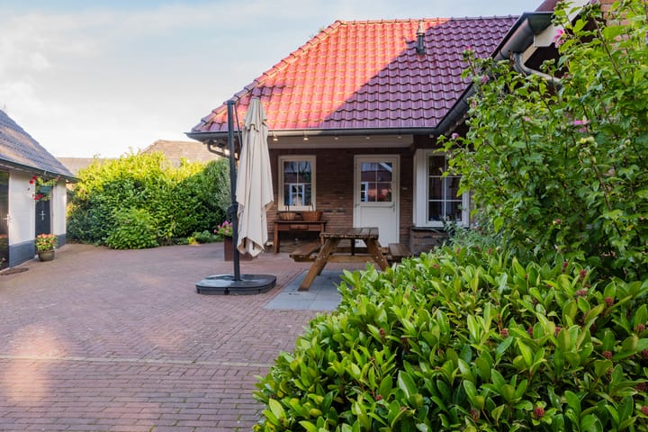 Foto 50 van Hagmolenweg 14