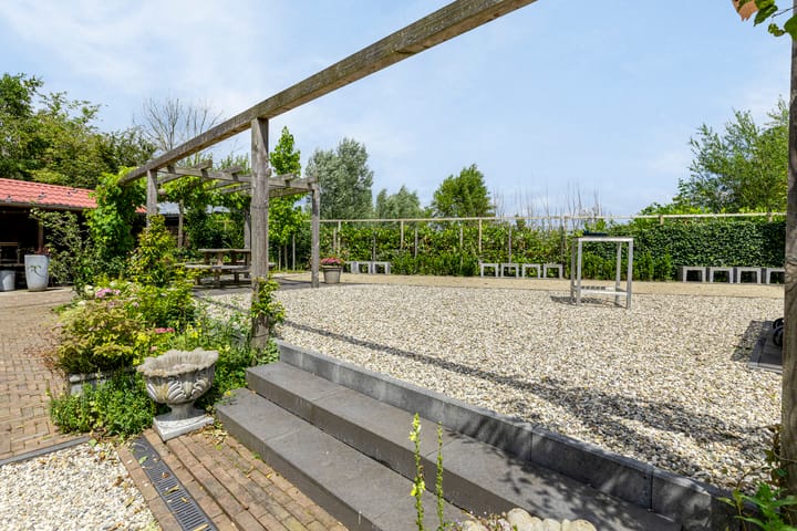 Foto 58 van Vogelenzangsestraat 7