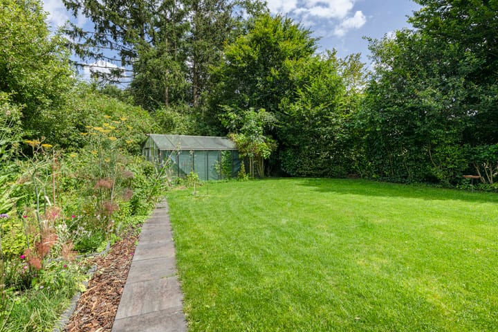 Foto 64 van Vogelenzangsestraat 7