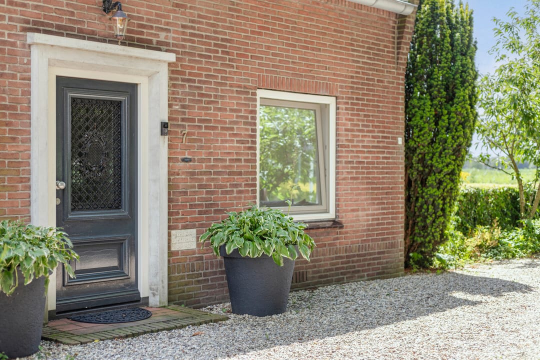 Foto 83 van Vogelenzangsestraat 7