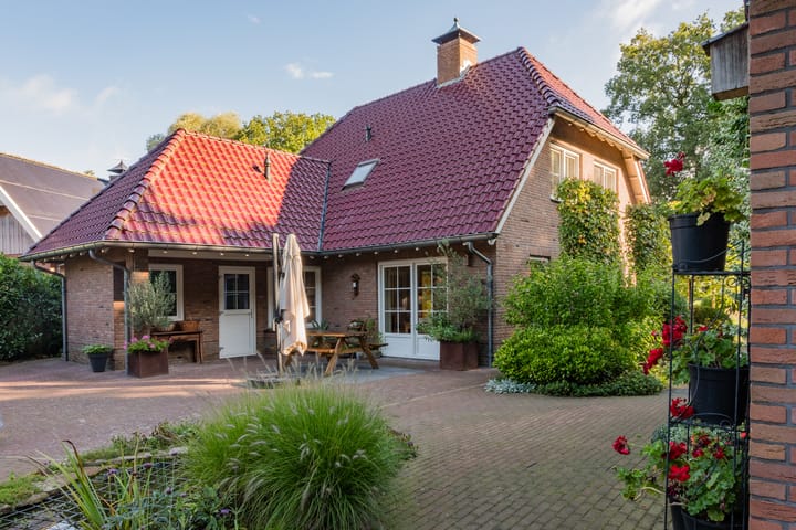 Foto 80 van Hagmolenweg 14