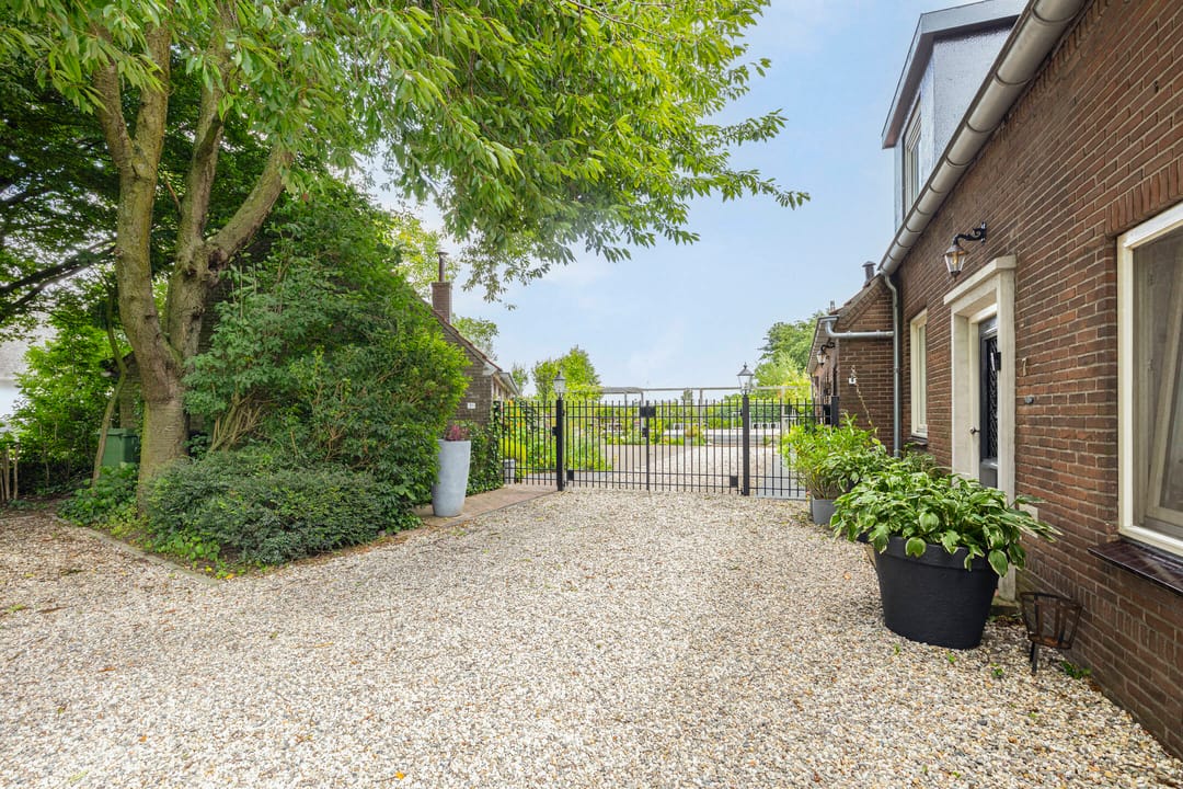 Foto 86 van Vogelenzangsestraat 7