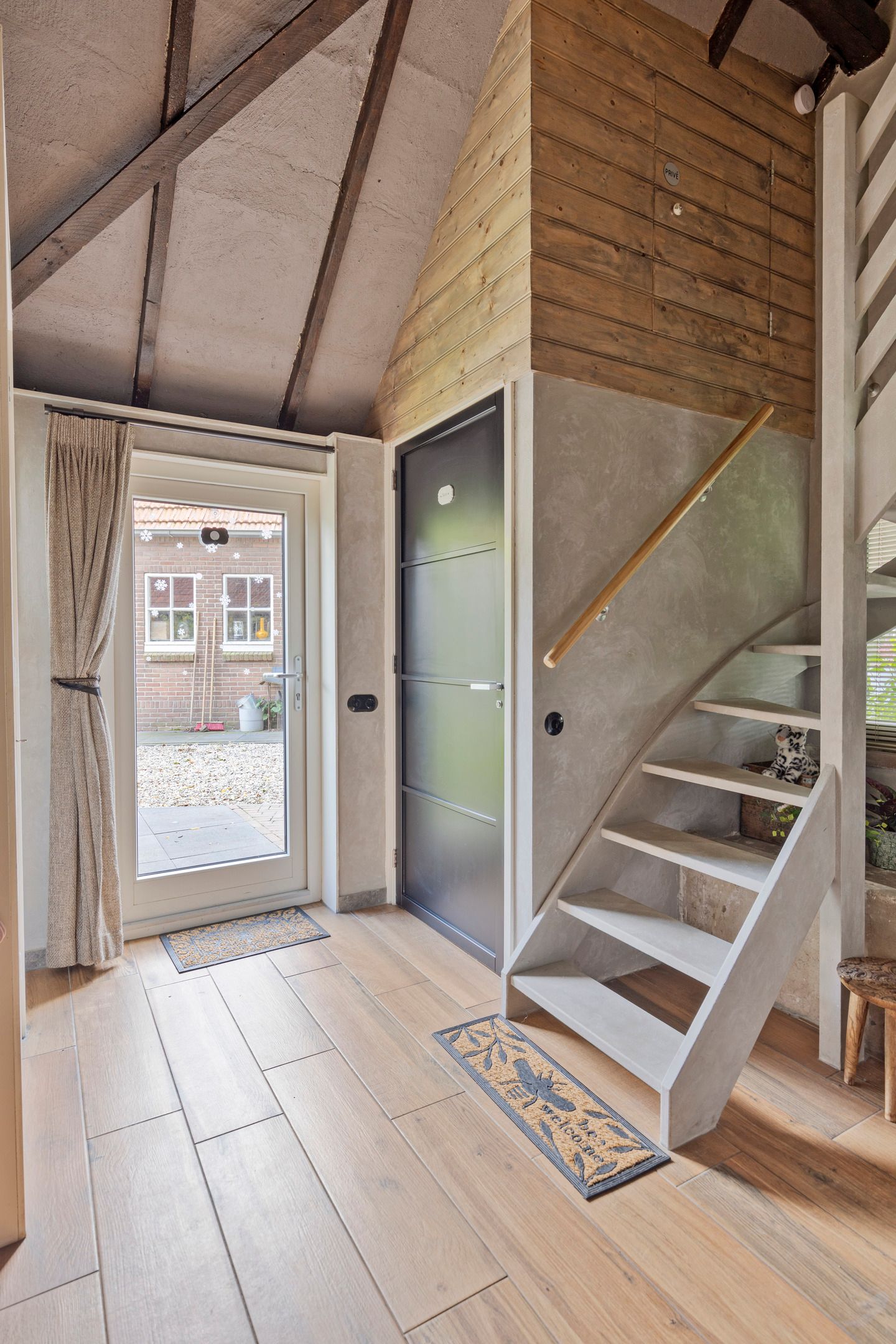 Foto 89 van Vogelenzangsestraat 7