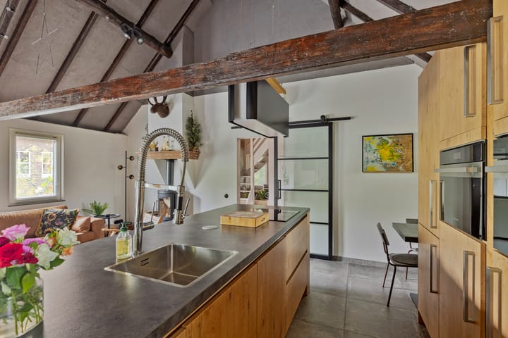 Foto 95 van Vogelenzangsestraat 7