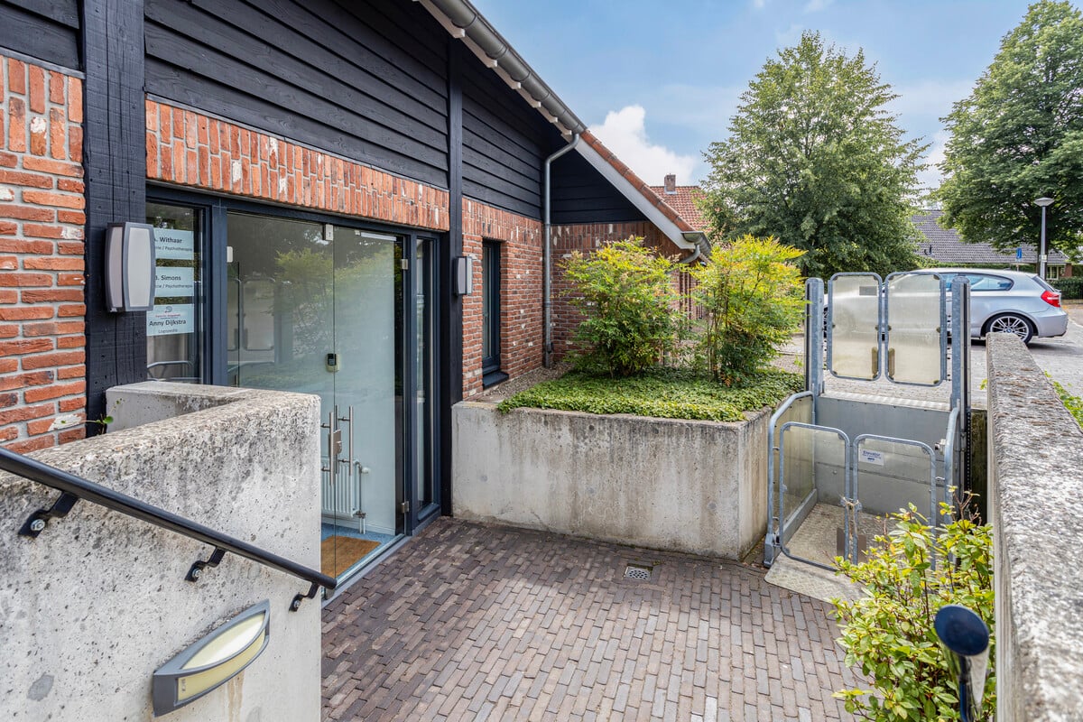 Bekijk foto 3 van Molenweg 14