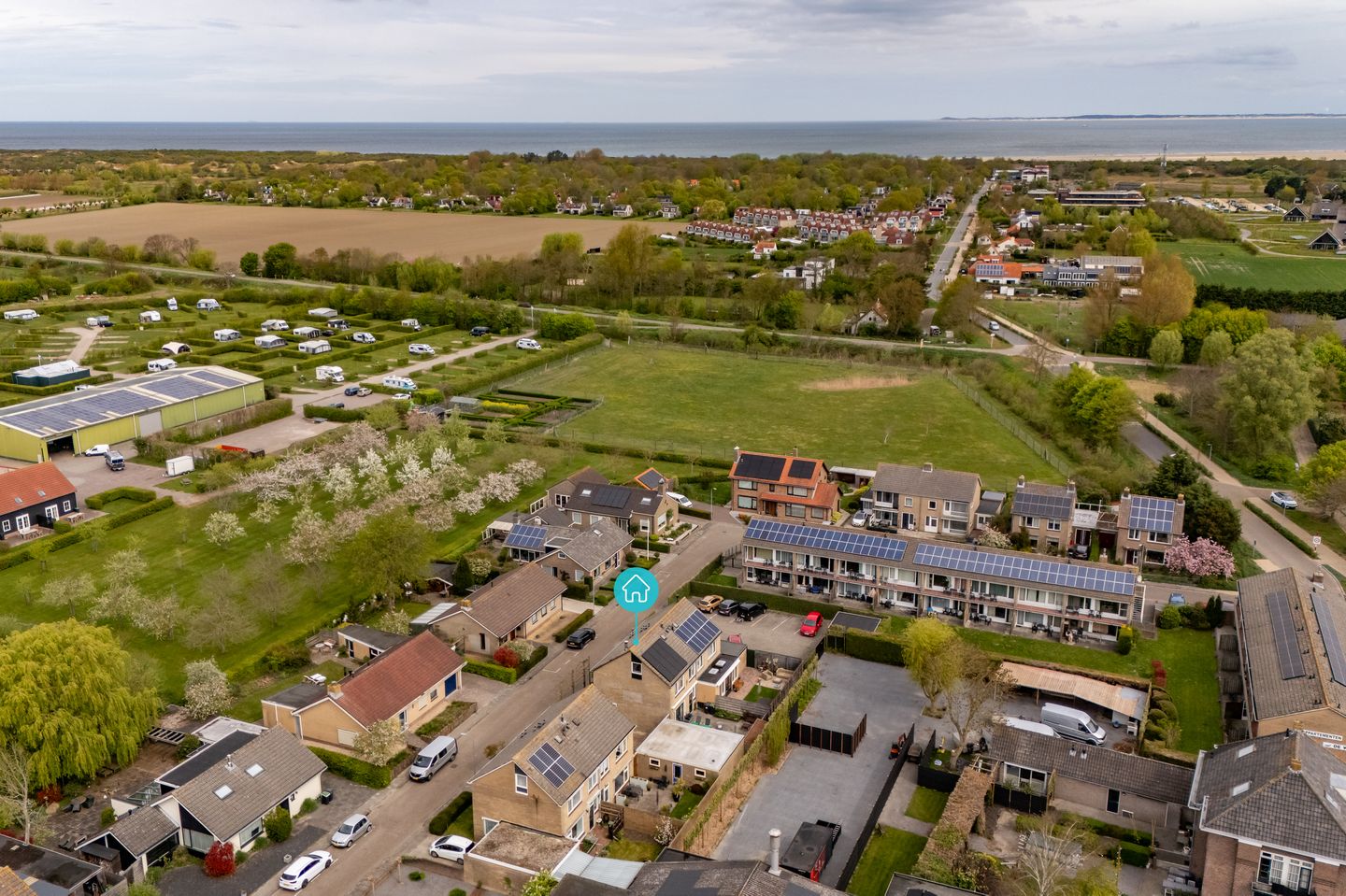 Photo 4 of Elzenoordlaan 8