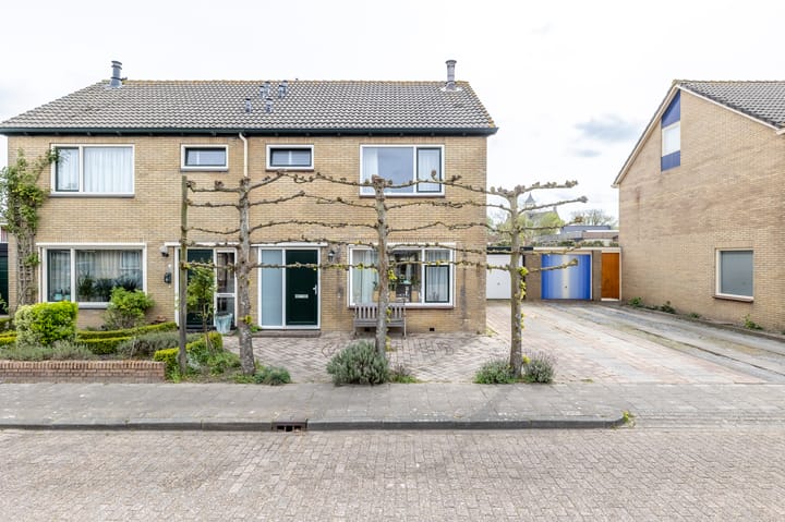 Photo 5 of Elzenoordlaan 8