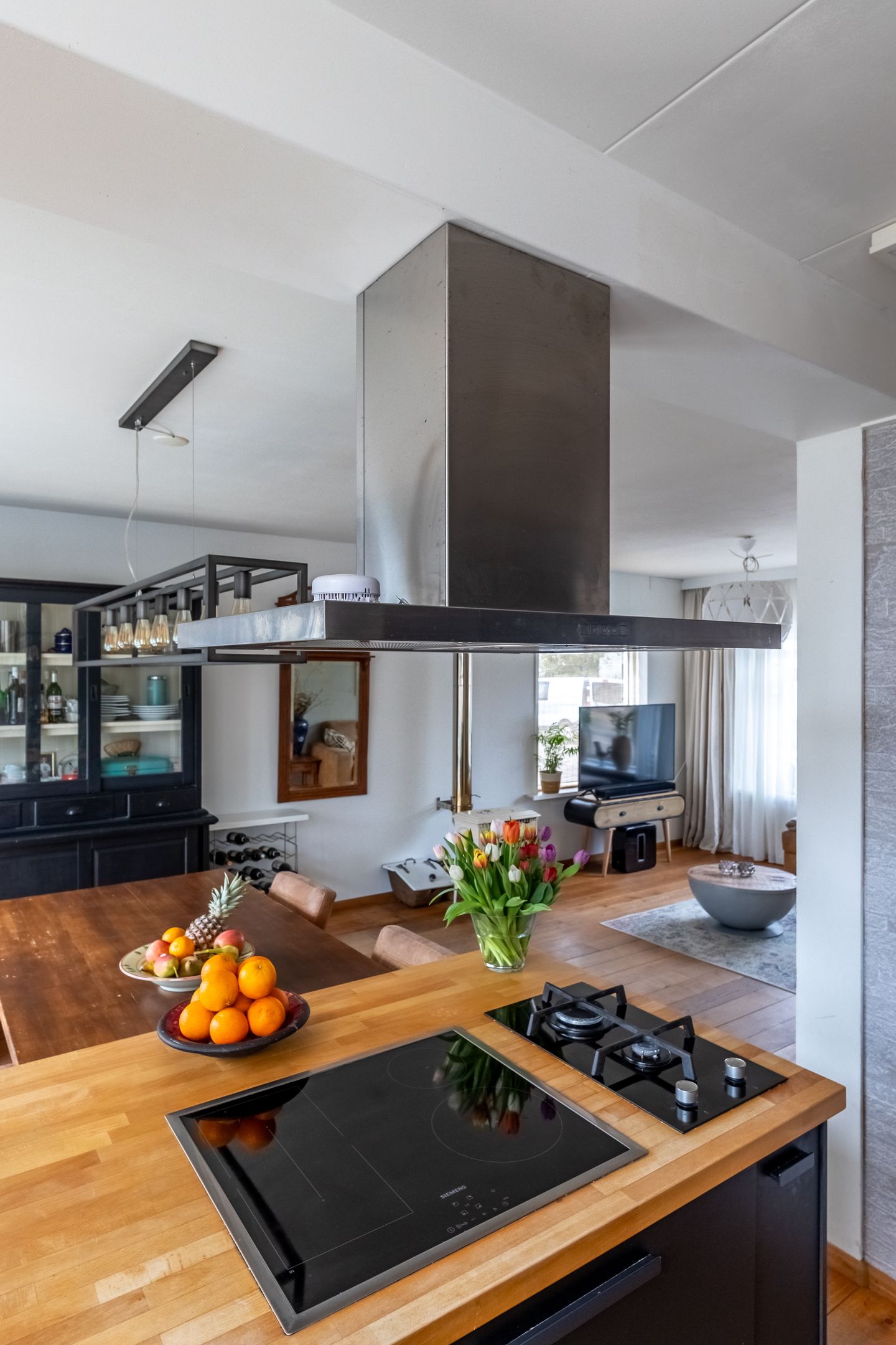 Photo 14 of Elzenoordlaan 8