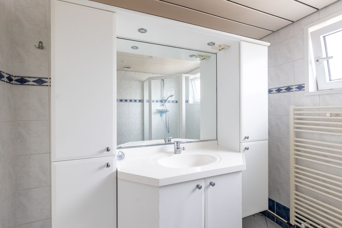 Photo 19 of Elzenoordlaan 8