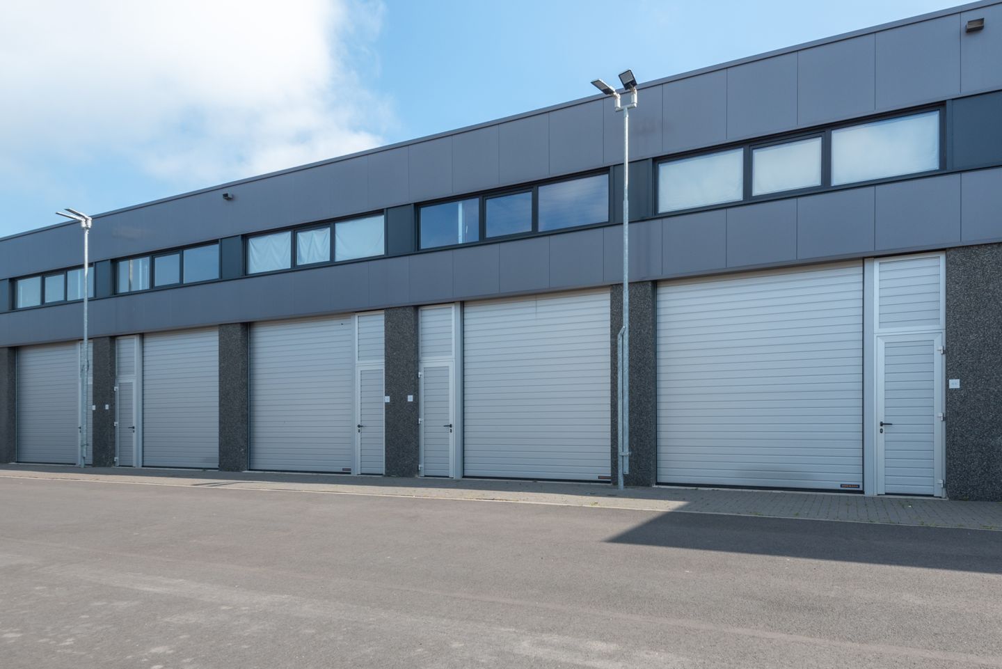 Bekijk foto 1 van Techniekstraat 76