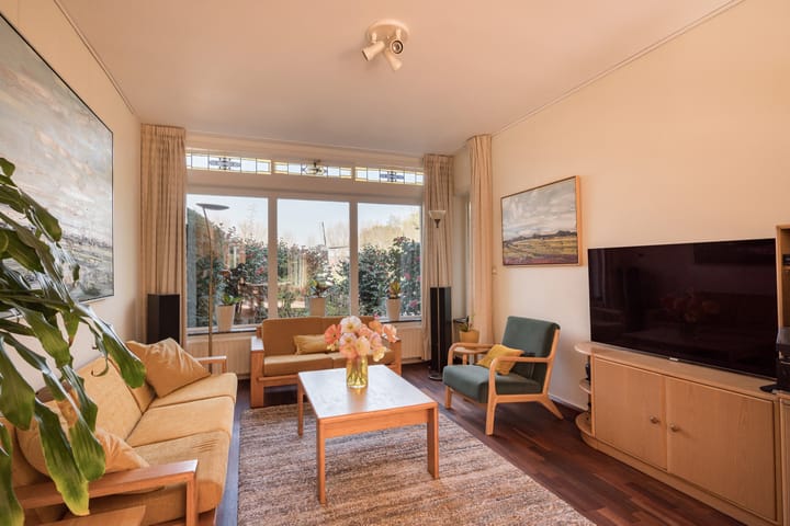 Foto 6 van Van Dortstraat 66