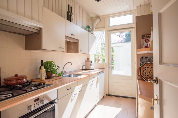 Foto 21 van Van Dortstraat 66