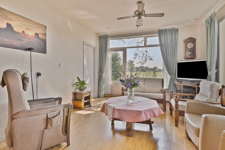 Foto 4 van Kuenenweg 6