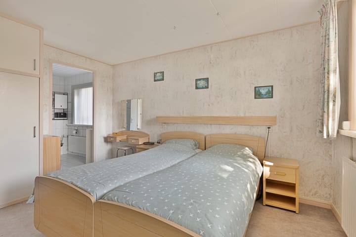 Foto 21 van Kuenenweg 6