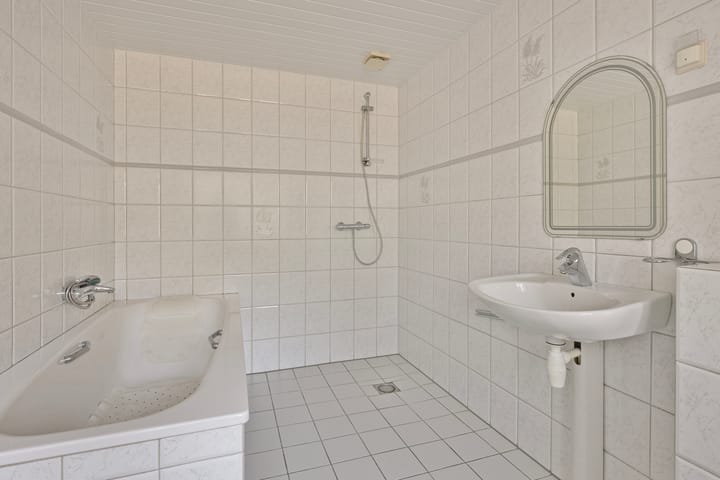 Foto 23 van Kuenenweg 6