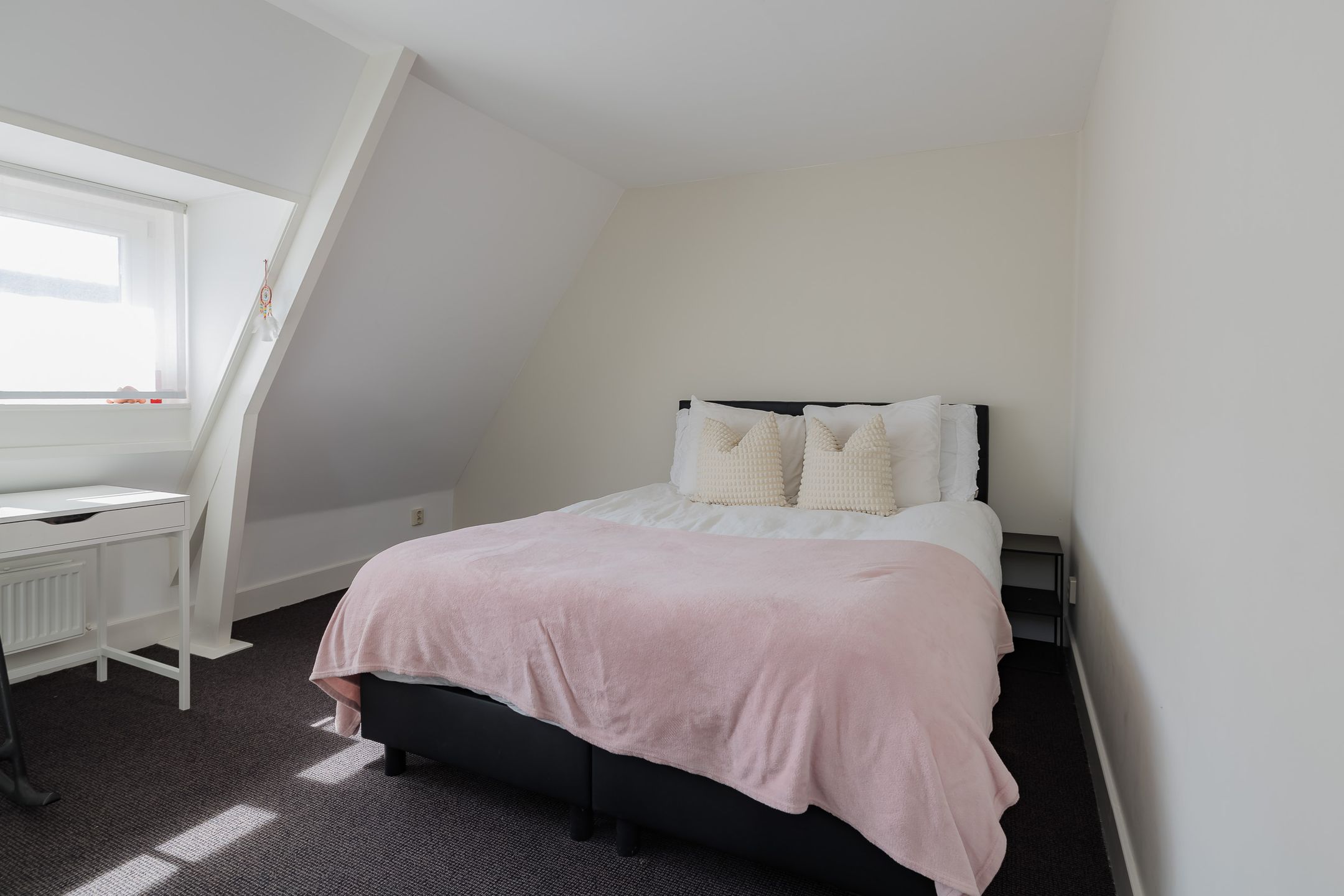 Photo 60 of Rijnsburgerweg 94