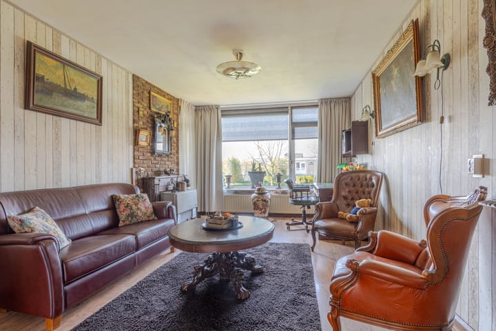 Foto 9 van Tholenstraat 104