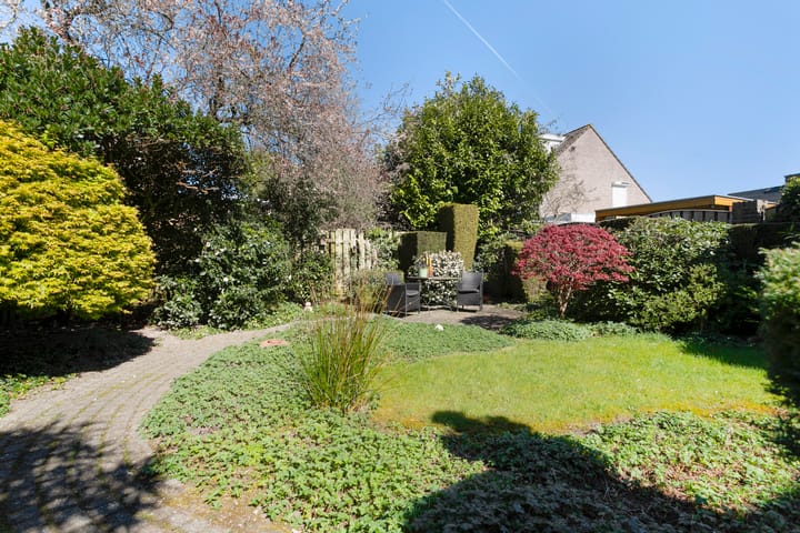 Foto 12 van Aalscholverlaan 36