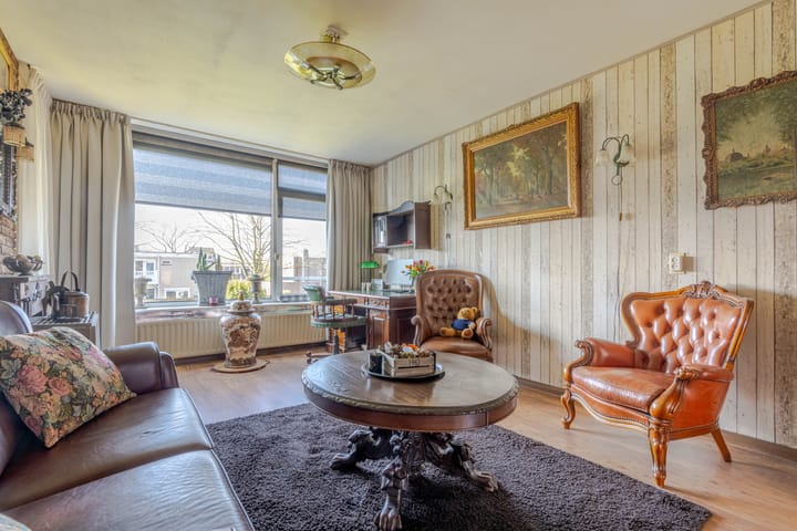 Foto 10 van Tholenstraat 104