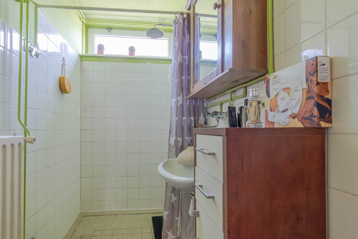 Foto 14 van Tholenstraat 104