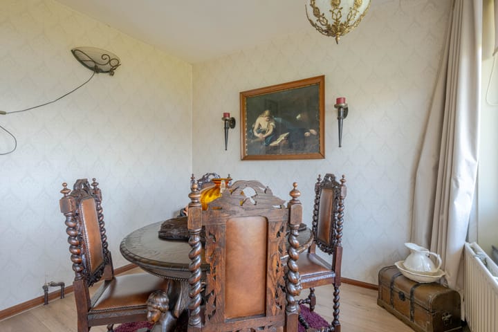 Foto 17 van Tholenstraat 104