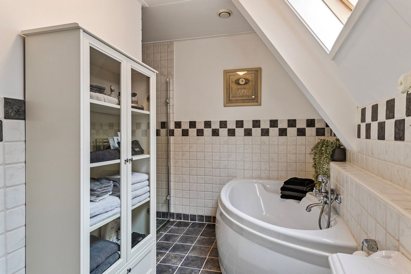 Foto 25 van Kerkring 3