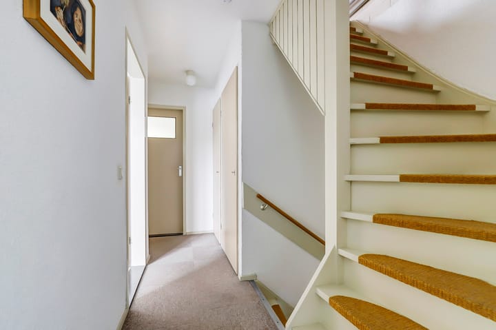 Foto 16 van Monarchstraat 41