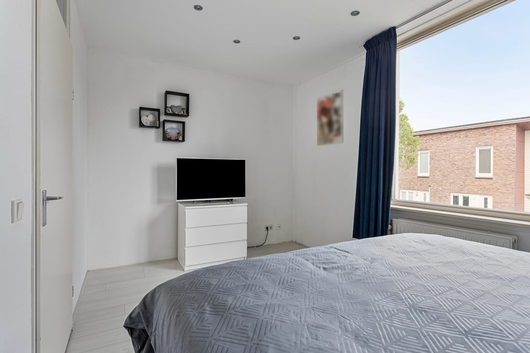 Photo 17 of Brancusistraat 43