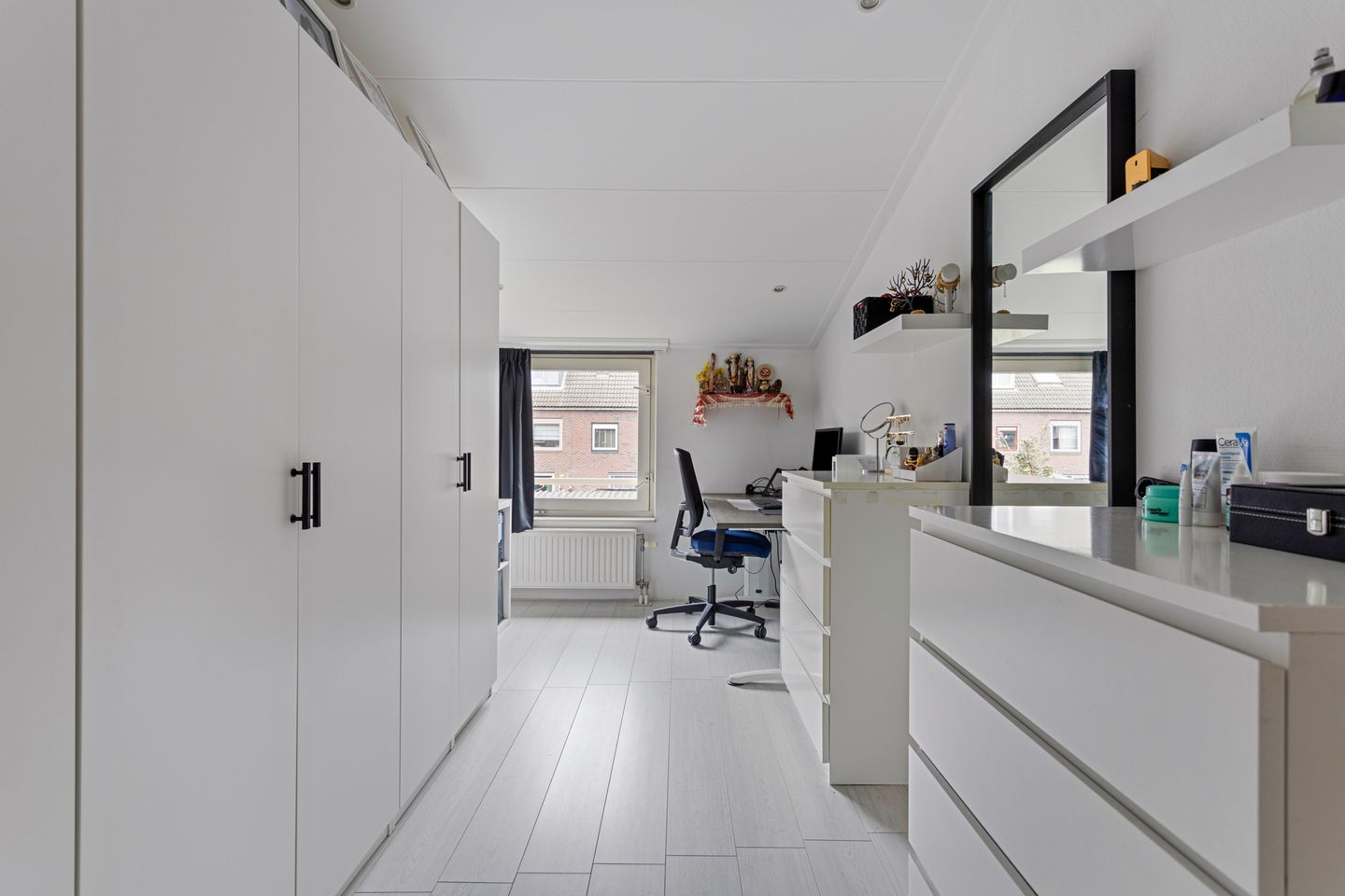 Photo 19 of Brancusistraat 43