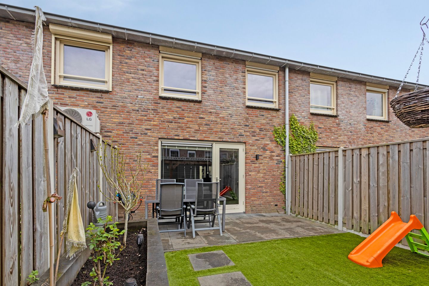 Photo 4 of Brancusistraat 43