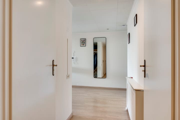 Foto 11 van Parallelweg 22