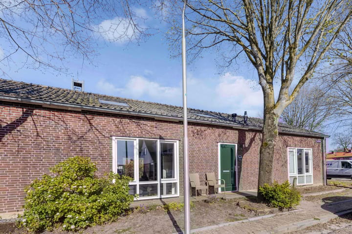 Photo 3 of Kerkplein 32-B