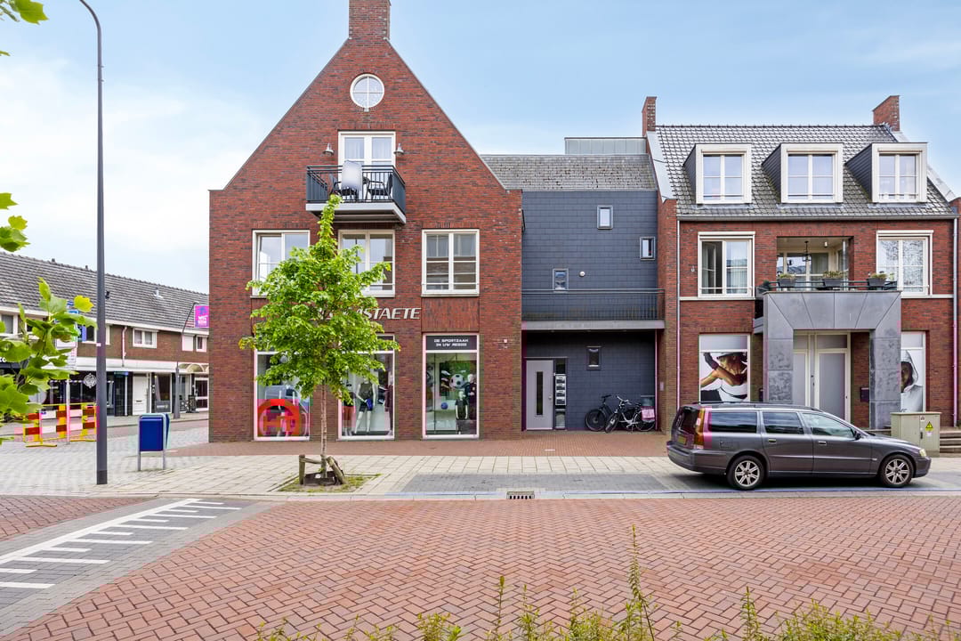 Photo 2 of Nieuwstraat 2