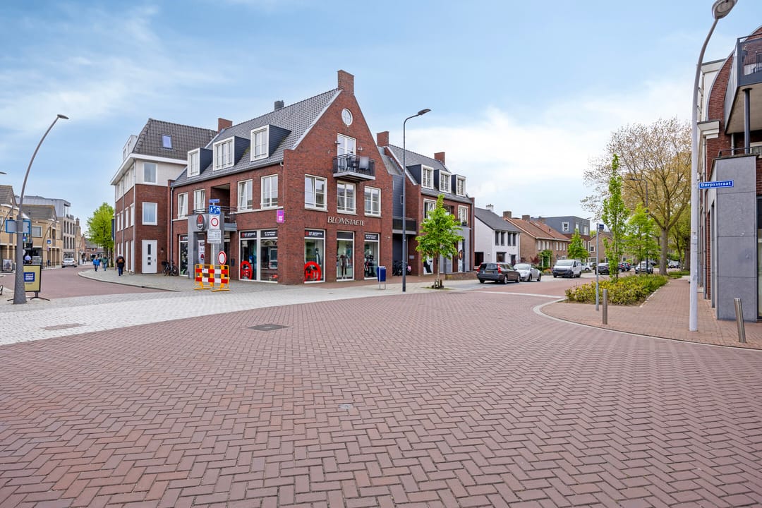 Photo 26 of Nieuwstraat 2